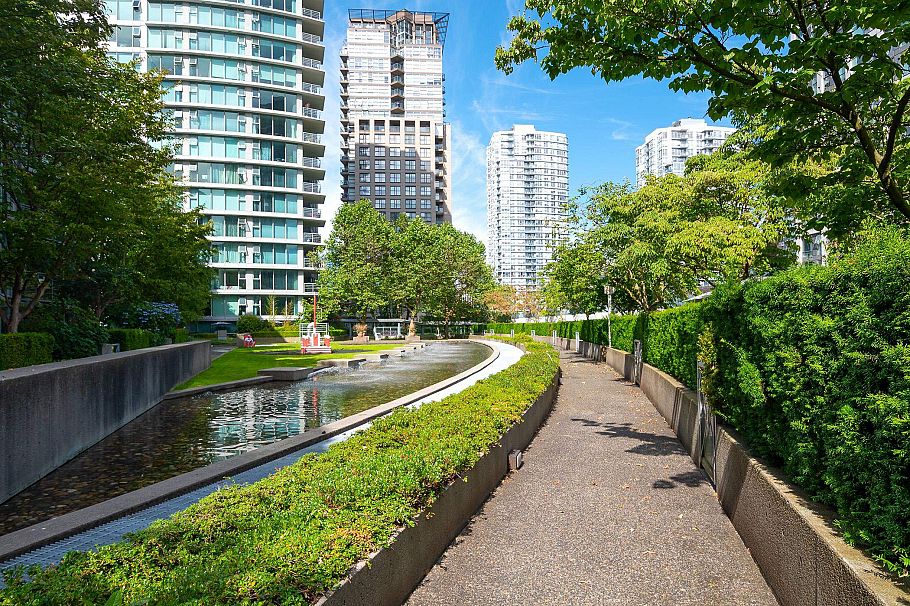 1901 1008 Cambie Street Vancouver, BC - 38