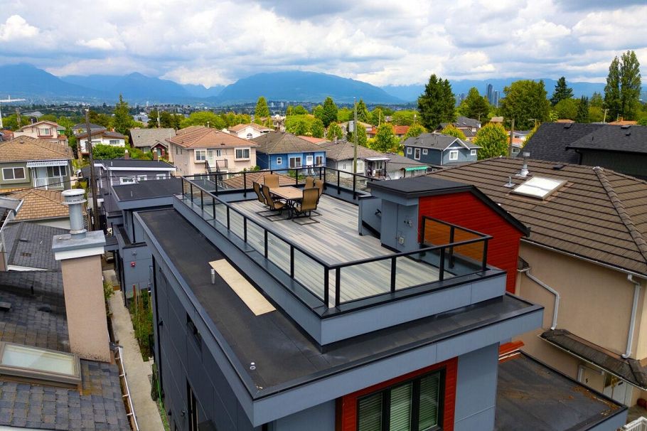 2765 E 27th Avenue Vancouver, BC - 26