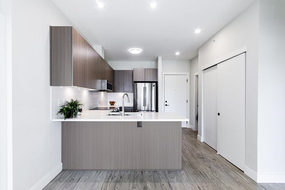 411 1633 Tatlow Avenue North Vancouver, BC - 10