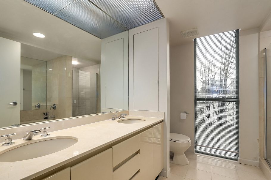 403 1633 W 10th Avenue Vancouver, BC - 18