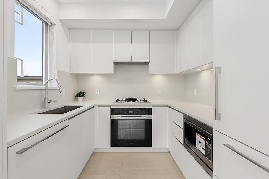 807 W 33rd Avenue Vancouver, BC - 13