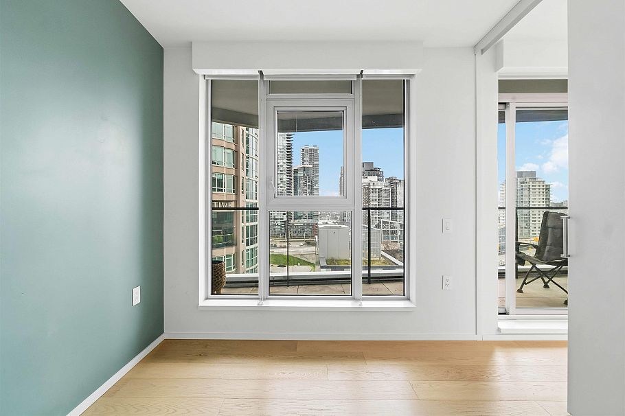 1002 889 Pacific Street Vancouver, BC - 16