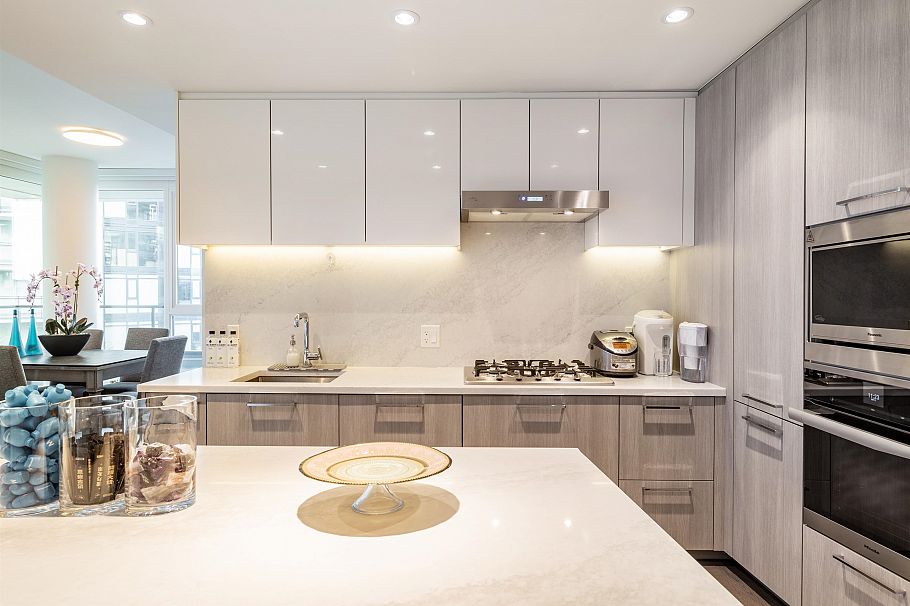 709 8160 Mcmyn Way Richmond, BC - 9