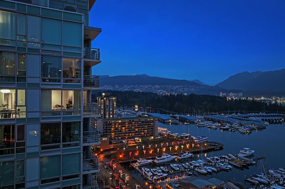 2102 590 Nicola Street Vancouver, BC - 36