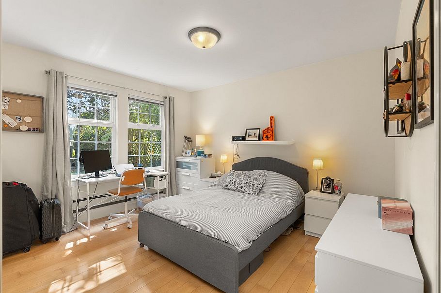 909 W 18th Avenue Vancouver, BC - 37