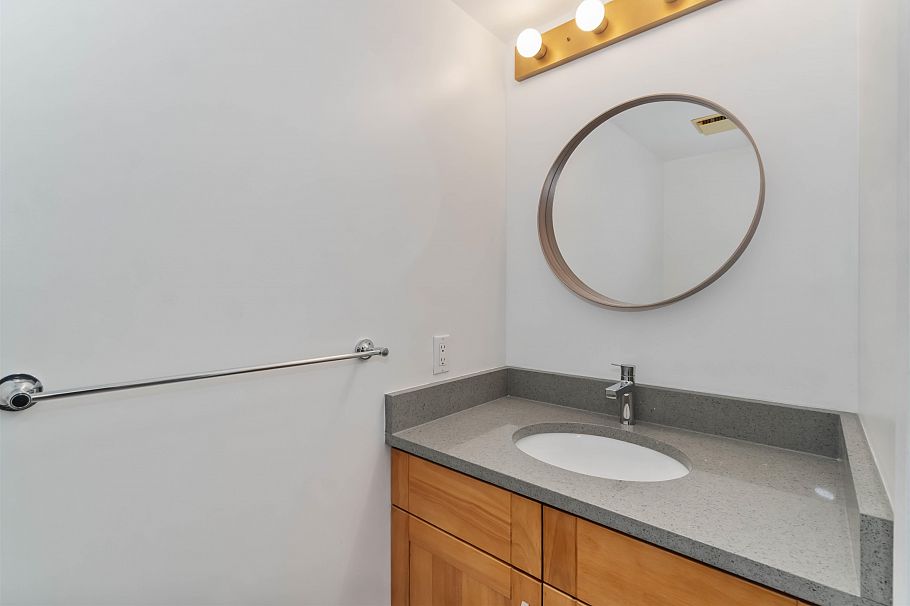 205 6595 Willingdon Avenue Burnaby, BC - 10