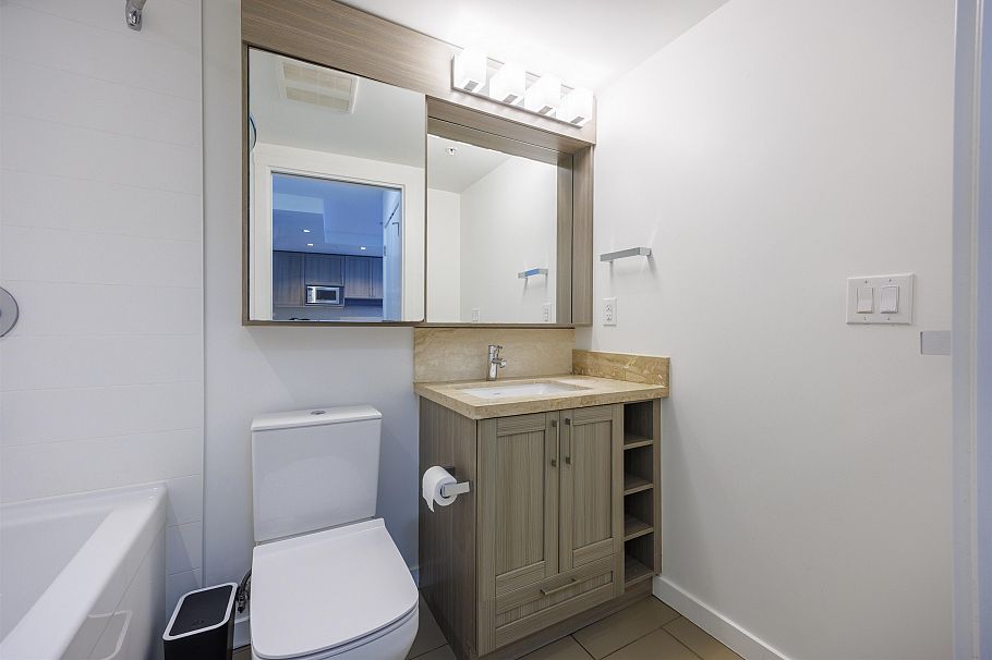 1810 5665 Boundary Road Vancouver, BC - 9