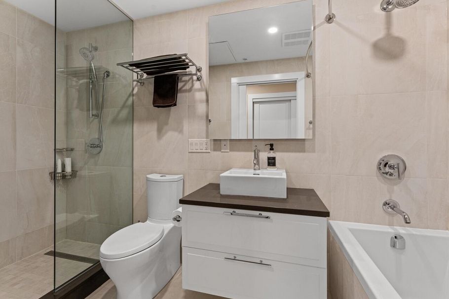 2898 Yukon Street Vancouver, BC - 25