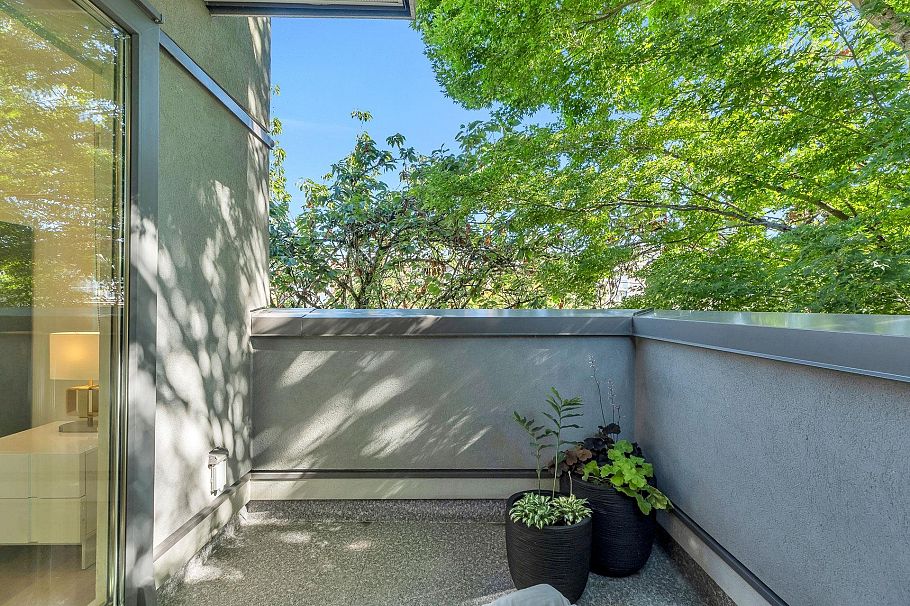 1340 W 7th Avenue Vancouver, BC - 35