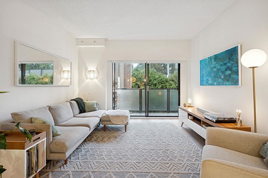 304 1535 Nelson Street Vancouver, BC - 2