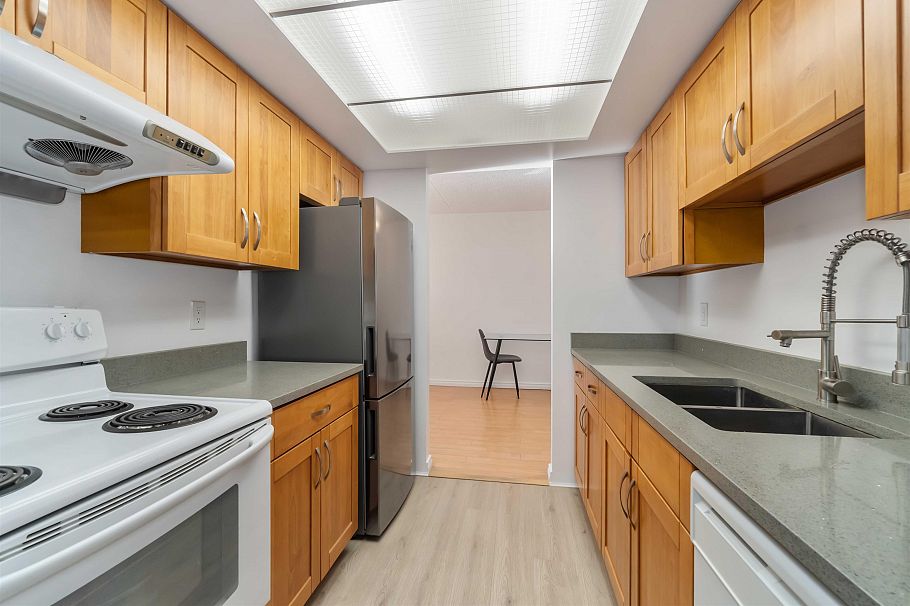 205 6595 Willingdon Avenue Burnaby, BC - 7