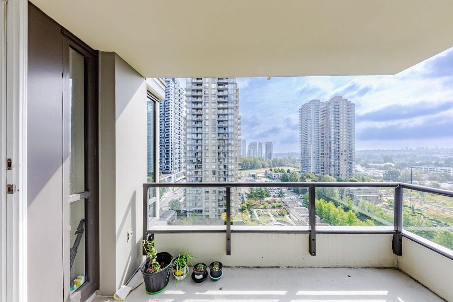 1602 4182 Dawson Street Burnaby, BC - 16