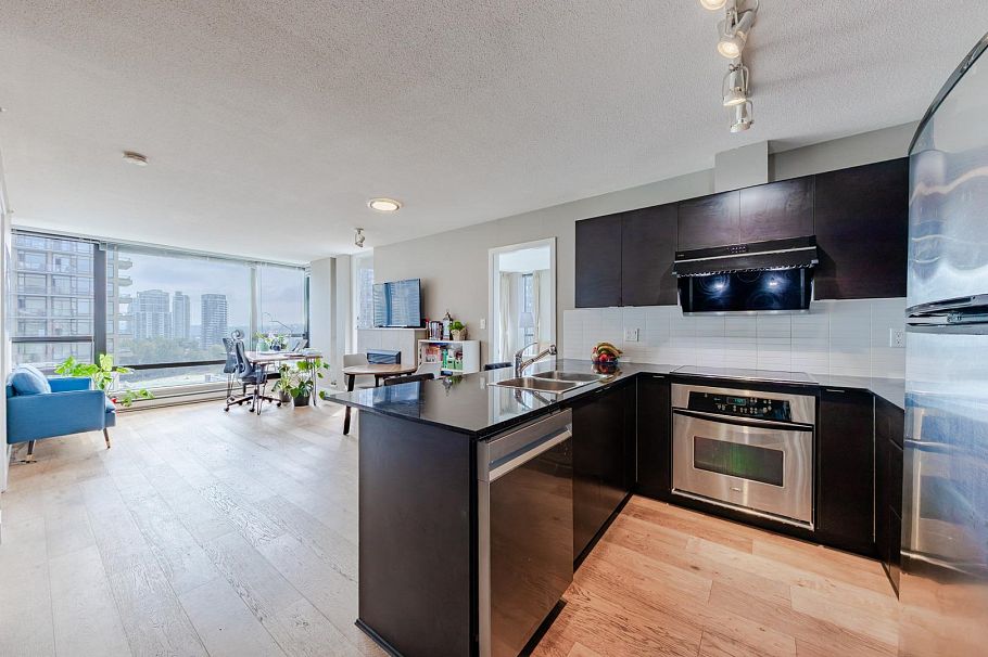 1602 4182 Dawson Street Burnaby, BC - 10