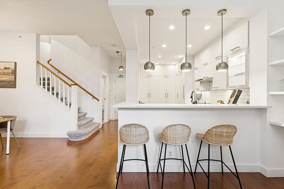 2288 Redbud Lane Vancouver, BC - 17