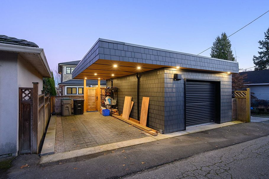 4241 Balkan Street Vancouver, BC - 31