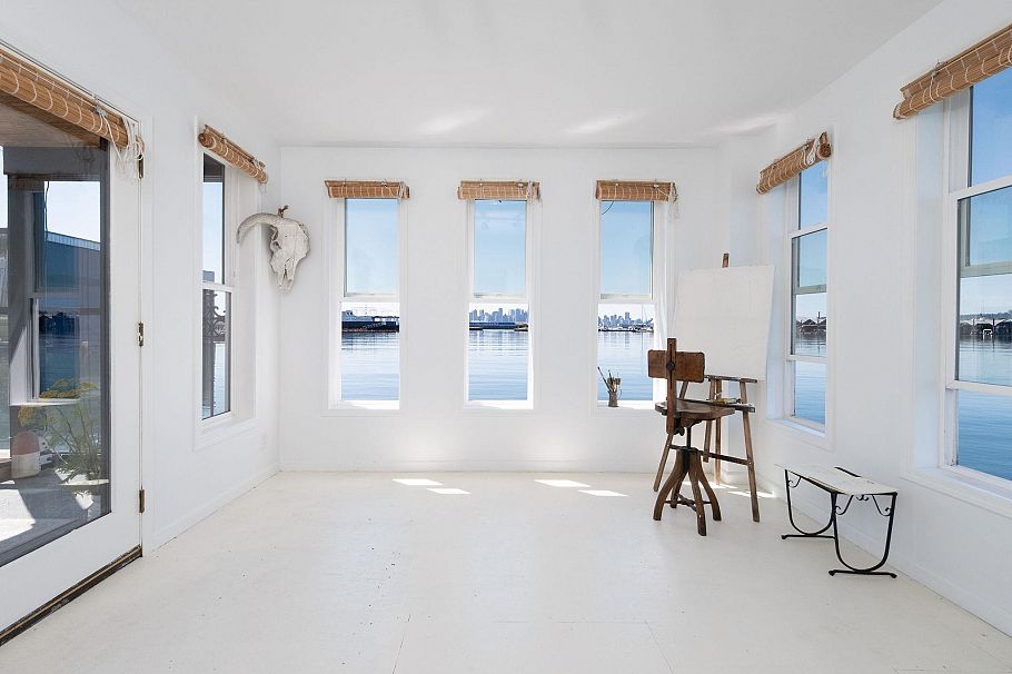 A27 415 W Esplanade Avenue North Vancouver, BC - 10