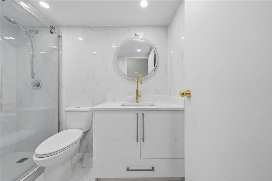 1301 2004 Fullerton Avenue North Vancouver, BC - 4