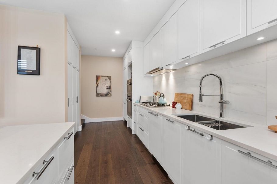 2898 Yukon Street Vancouver, BC - 12