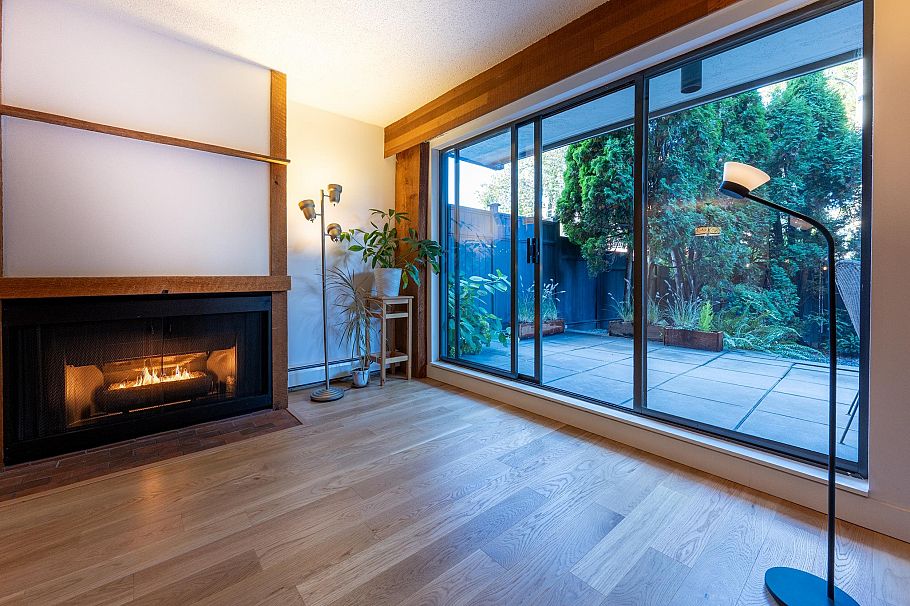 117 265 E 15th Avenue Vancouver, BC - 3