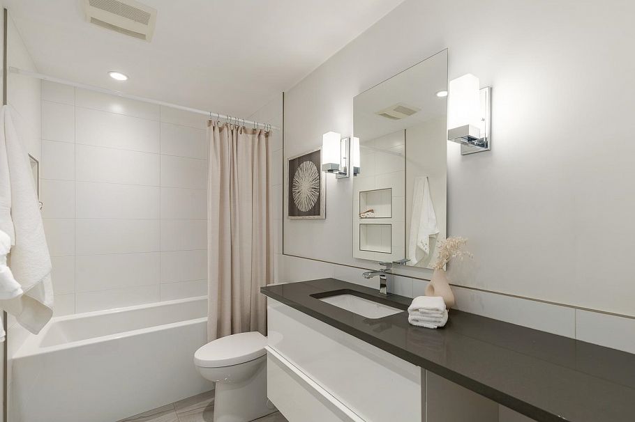 105 1963 W 3rd Avenue Vancouver, BC - 12