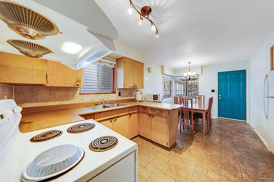 851 E 50th Avenue Vancouver, BC - 7