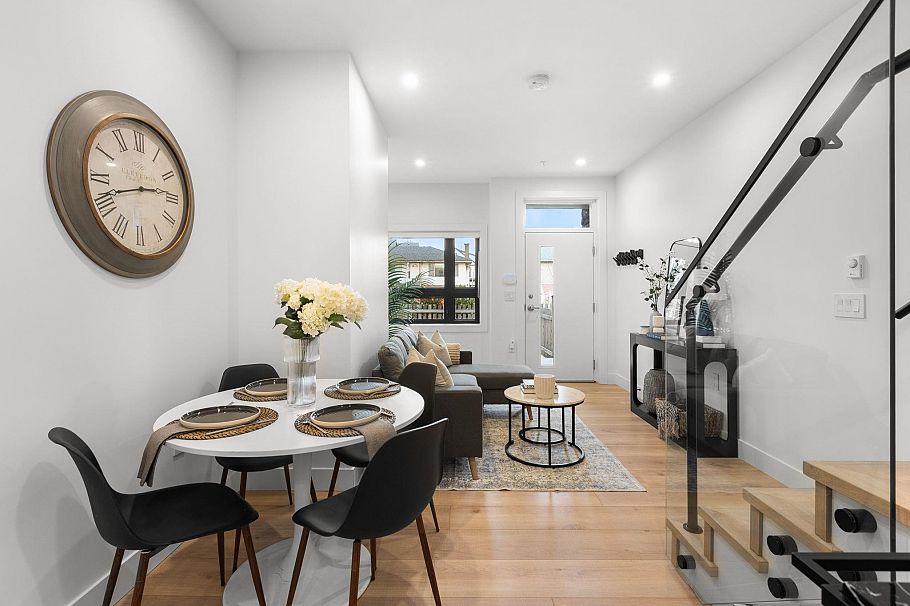 2632 Ward Street Vancouver, BC - 6