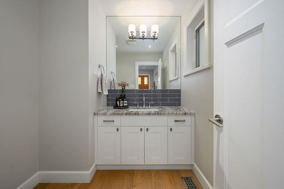 4241 Balkan Street Vancouver, BC - 15