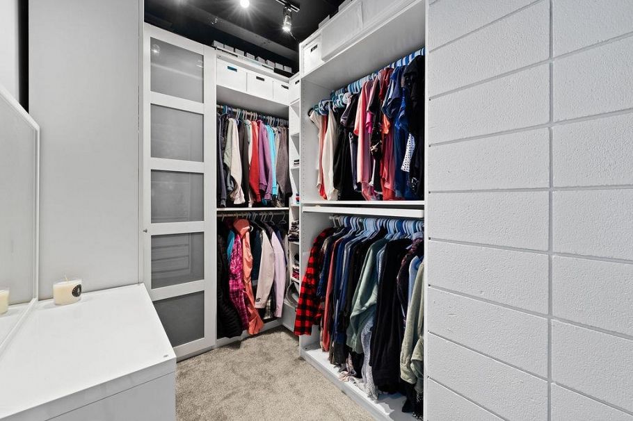 201 341 Mahon Avenue North Vancouver, BC - 14