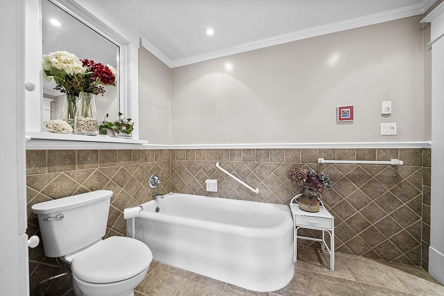 1928 W 13th Avenue Vancouver, BC - 19