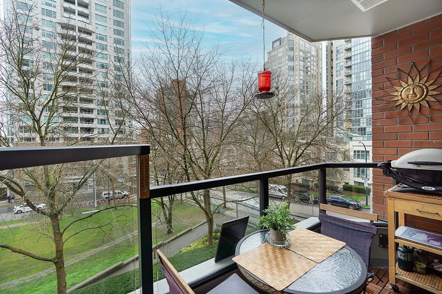 303 1488 Hornby Street Vancouver, BC - 24
