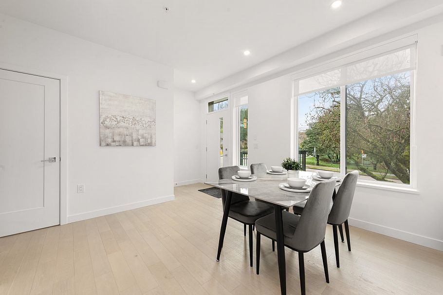 807 W 33rd Avenue Vancouver, BC - 4