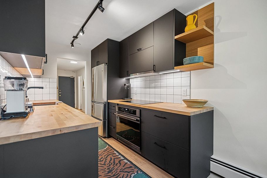 209 1420 E 8 Avenue Vancouver, BC - 13