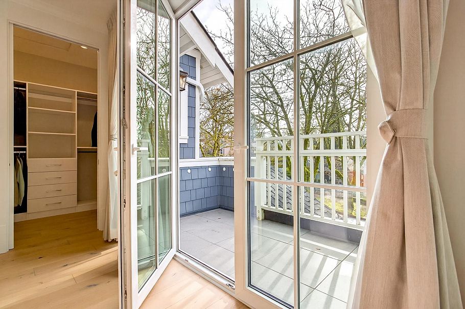 4089 W 19th Avenue Vancouver, BC - 21