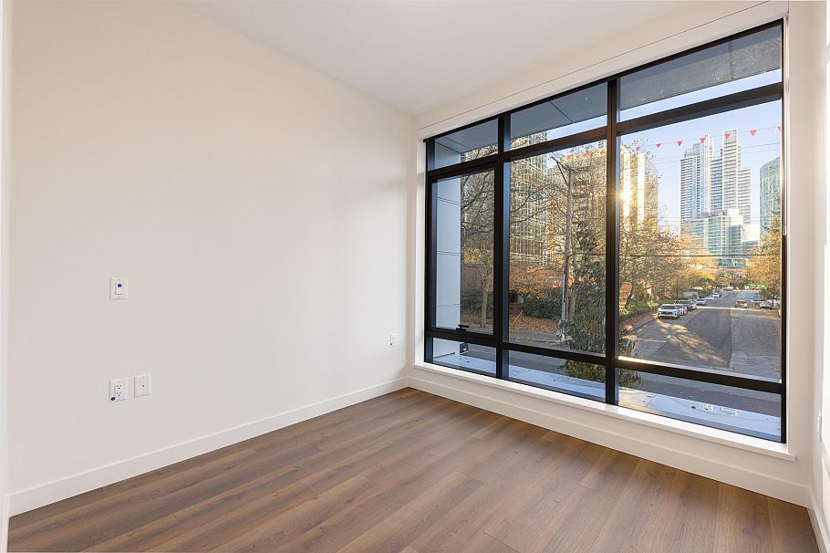 106 5987 Wilson Avenue Burnaby, BC - 16