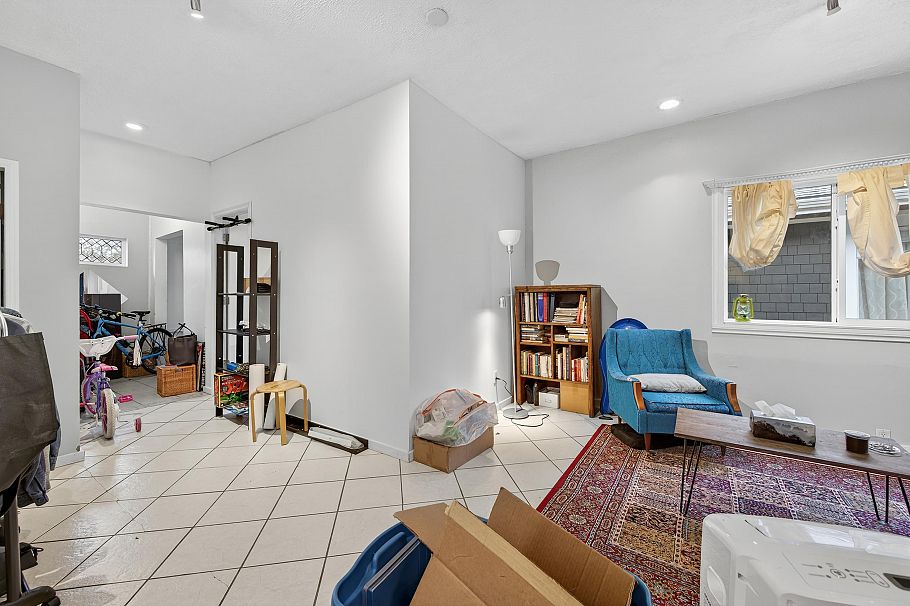 3838 Inverness Street Vancouver, BC - 7