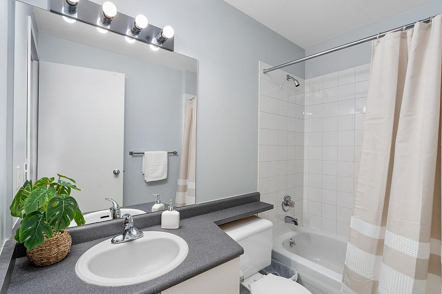 306 350 E 2nd Avenue Vancouver, BC - 21