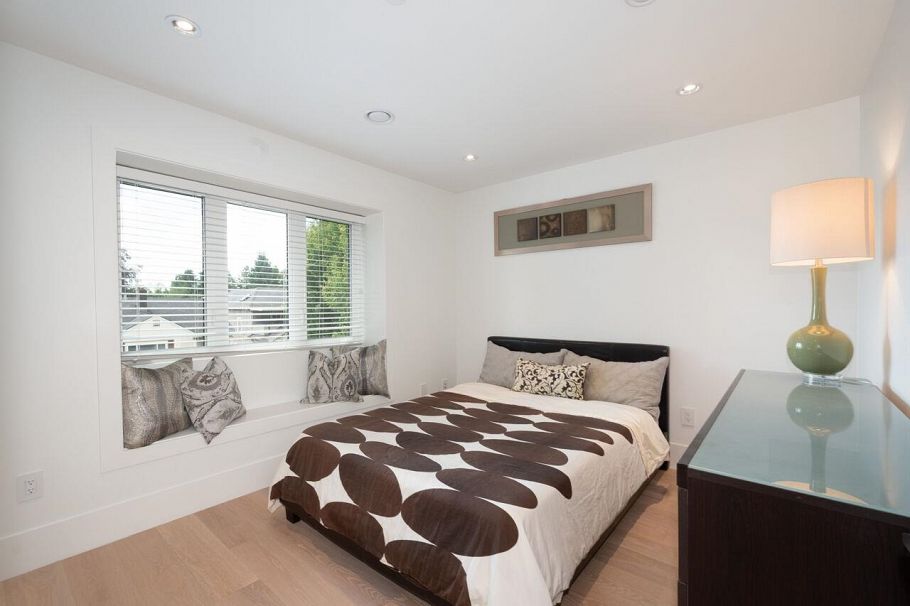 2765 E 27th Avenue Vancouver, BC - 10