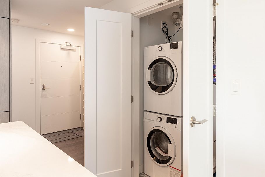 709 8160 Mcmyn Way Richmond, BC - 24