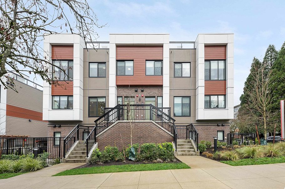 807 W 33rd Avenue Vancouver, BC - 2