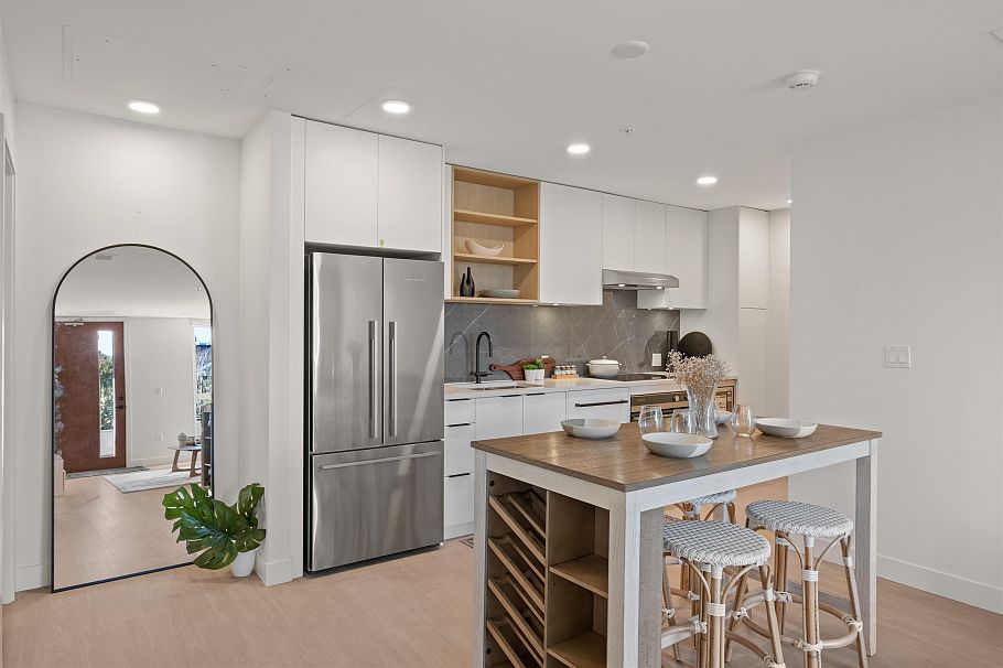 103 333 St. Davids Avenue North Vancouver, BC - 6