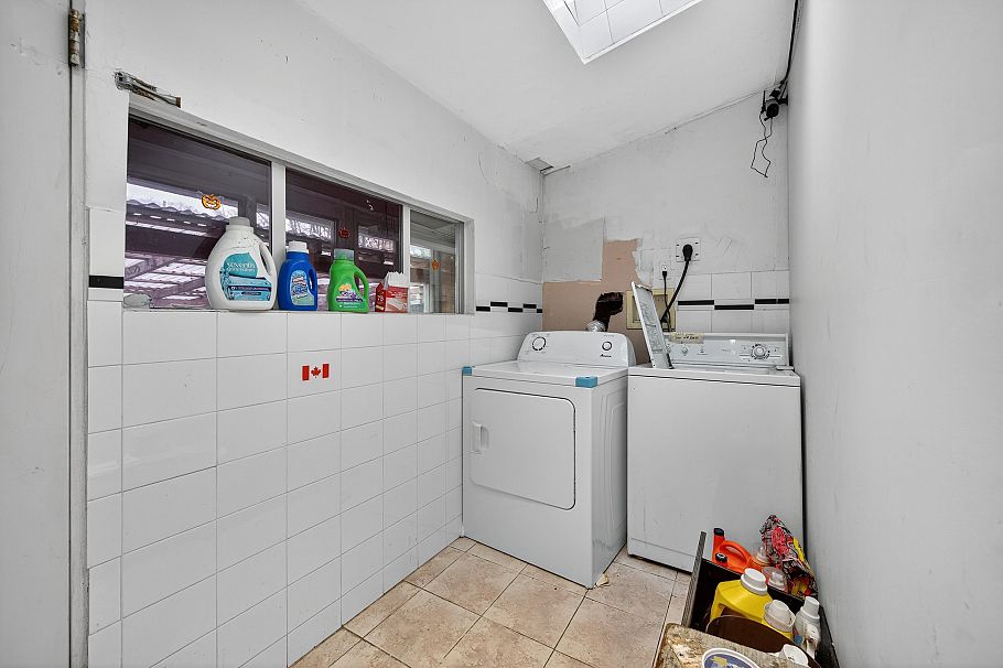 3838 Inverness Street Vancouver, BC - 20