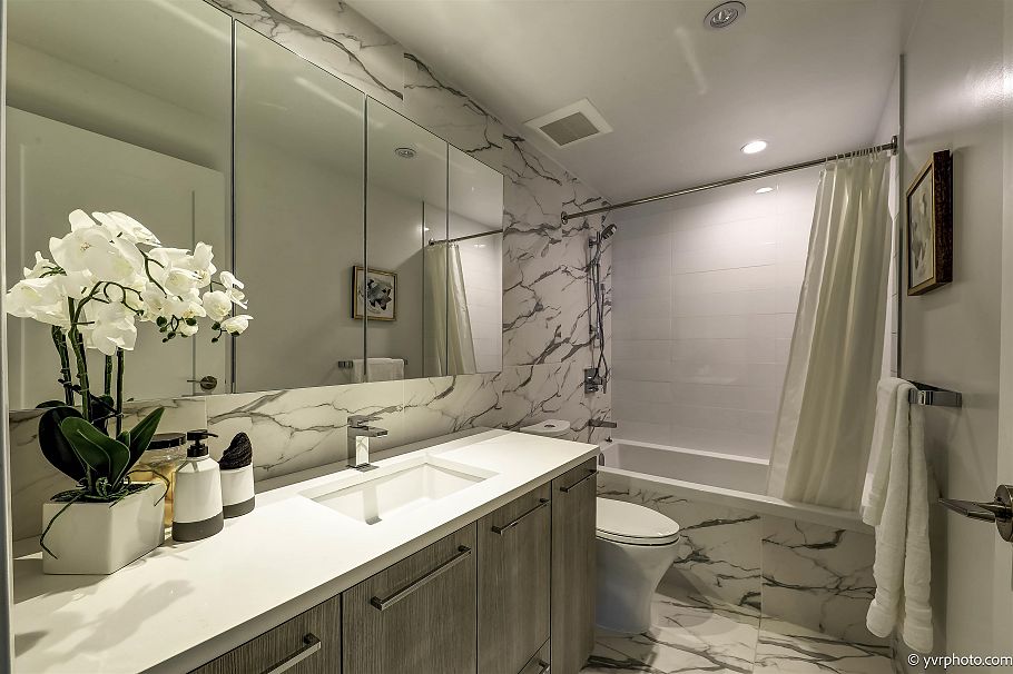 807 8160 Mcmyn Way Richmond, BC - 14