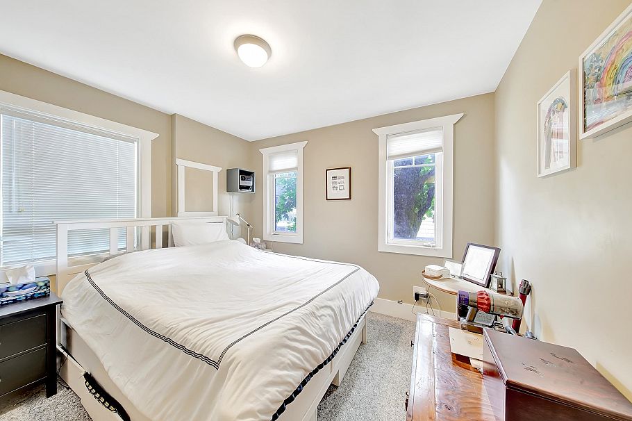 2770 W 5th Avenue Vancouver, BC - 11