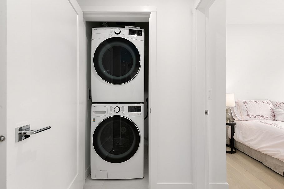 807 W 33rd Avenue Vancouver, BC - 29