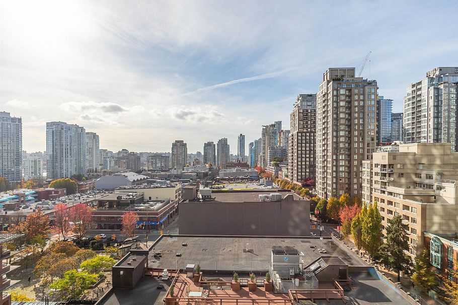 1110 928 Homer Street Vancouver, BC - 26