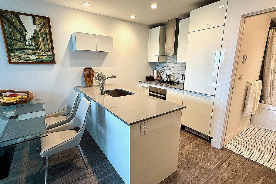 3804 1283 Howe Street Vancouver, BC - 21