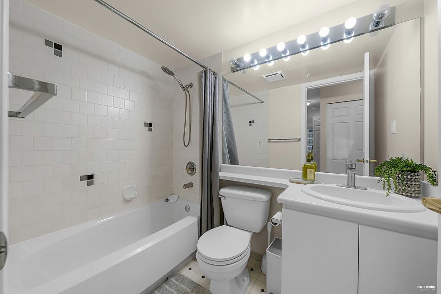 1408 5189 Gaston Street Vancouver, BC - 22