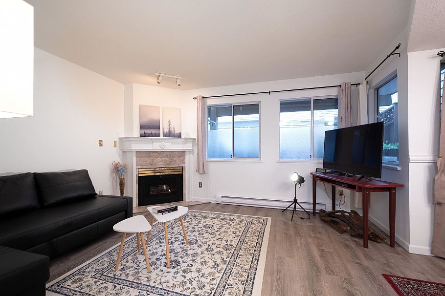 10 815 Tobruck Avenue North Vancouver, BC - 5