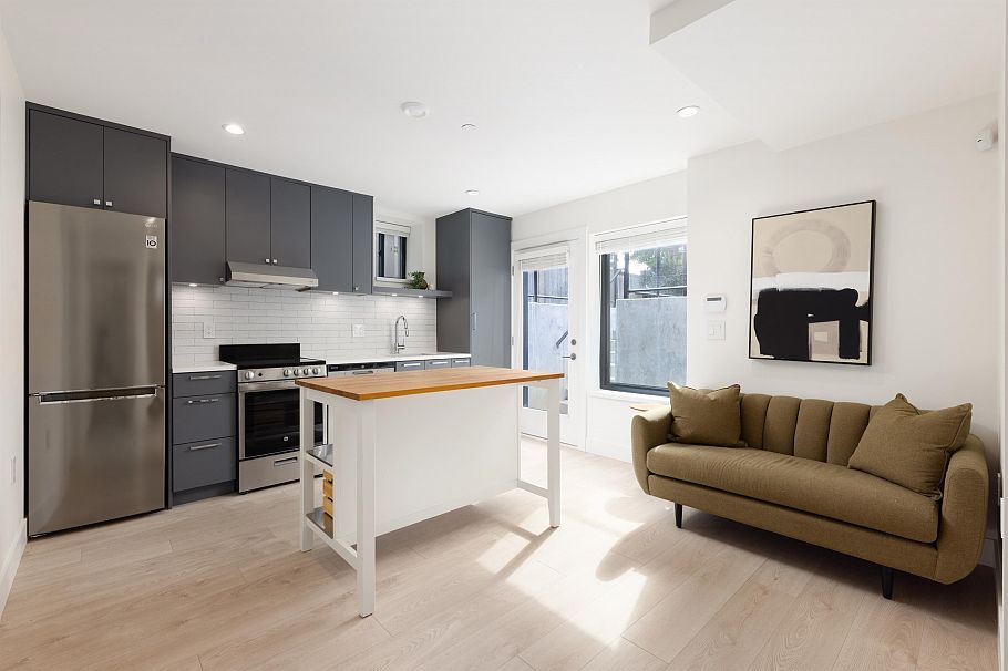 4626 Windsor Street Vancouver, BC - 34