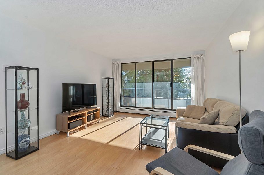 205 6595 Willingdon Avenue Burnaby, BC - 2